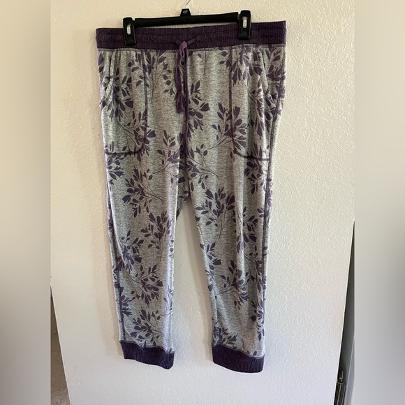 3 Pc Lounge Set - Picture 4 of 5